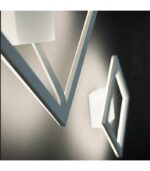 plafoniera led a parete quadrata colore bianco