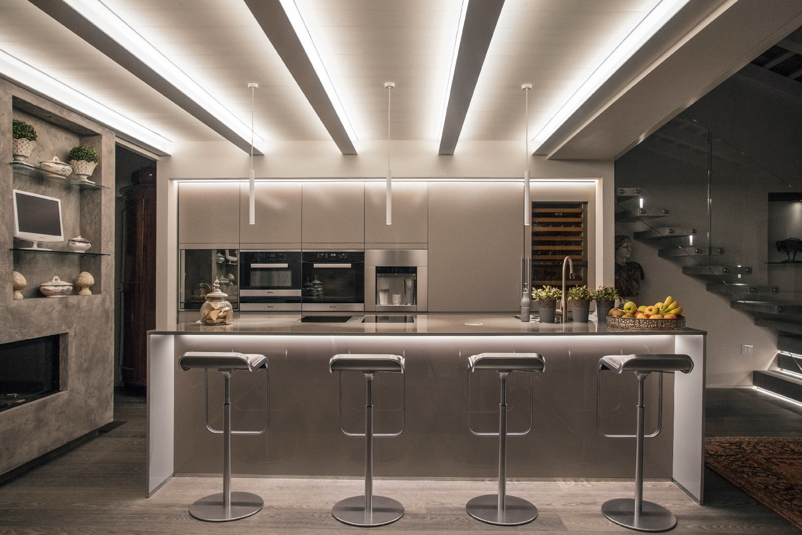 come illuminare la cucina con le strisce led