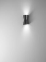 Applique curvo biemissione in PC/ABS per esterni 2XGU10 E-Sea Tazza Isyluce